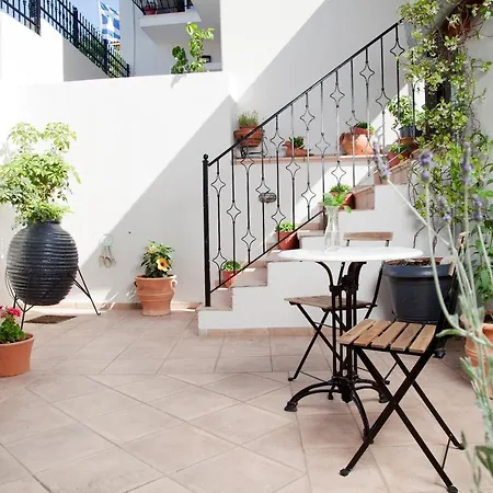 Kimia מלון דירות 3*