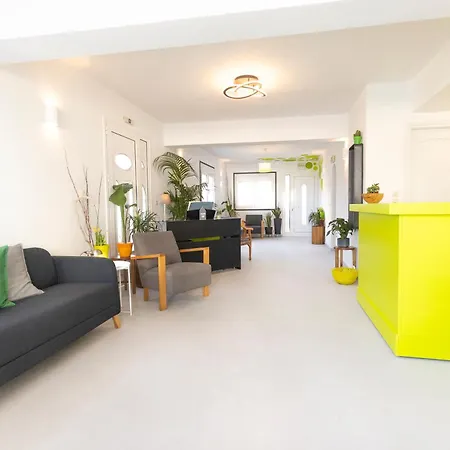 Kimia Aparthotel *